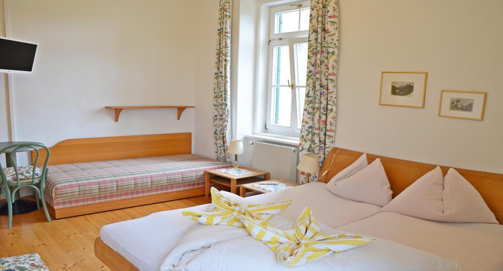 Hotel Seehof Maria Wörth Екстериор снимка