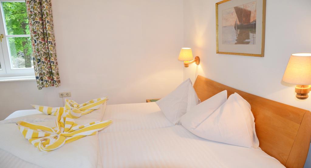 Hotel Seehof Maria Wörth Екстериор снимка