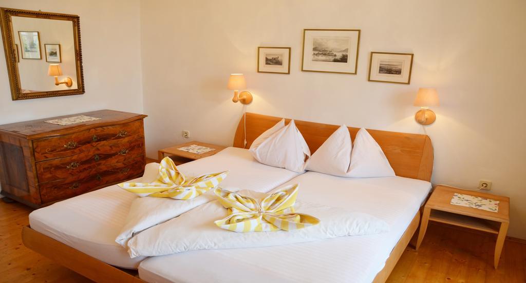 Hotel Seehof Maria Wörth Екстериор снимка
